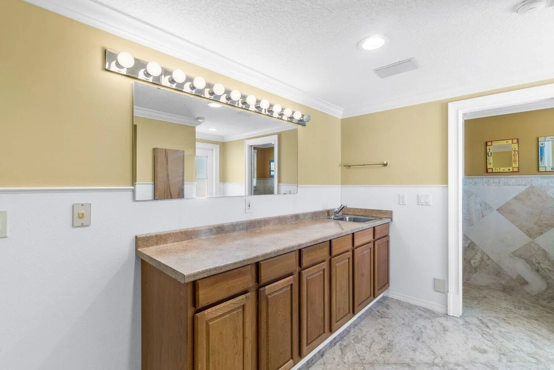 Photo of 13679 Greentree Trail
