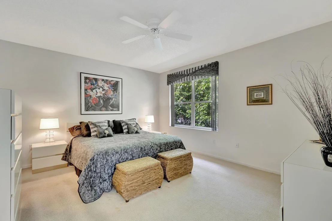 Photo of Unit D at 9928 Seacrest Circle
