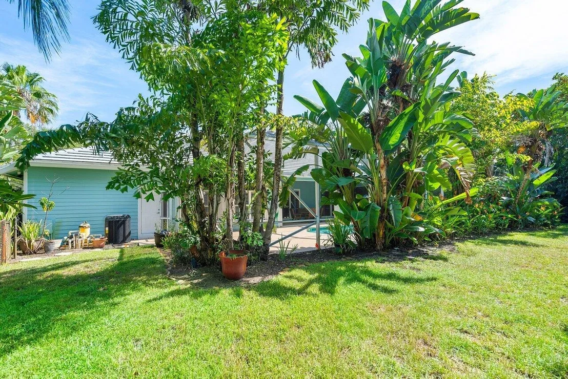 Photo of 18730 SE Lakeside Way