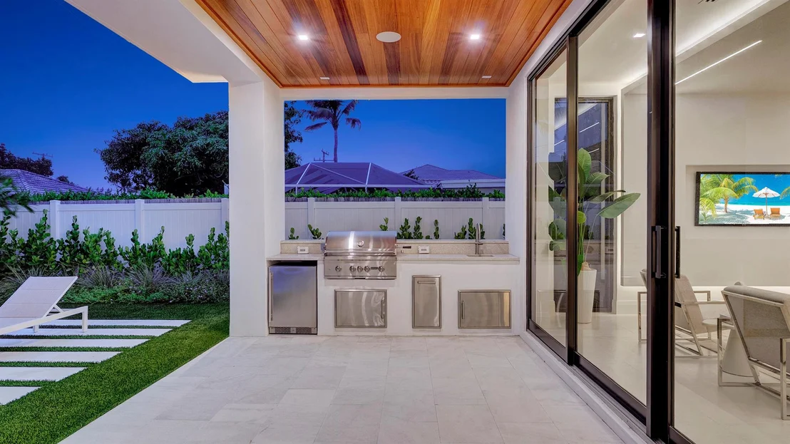 Photo of 812 Malaga Drive