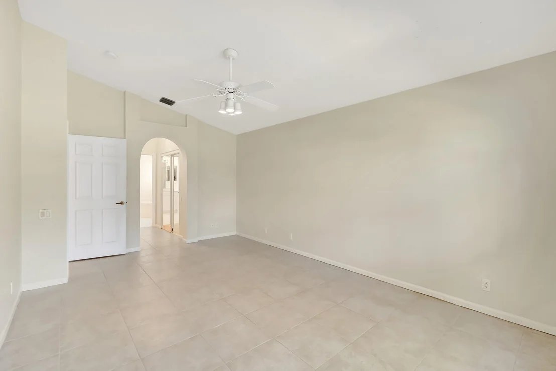 Photo of 6631 Sherbrook Drive