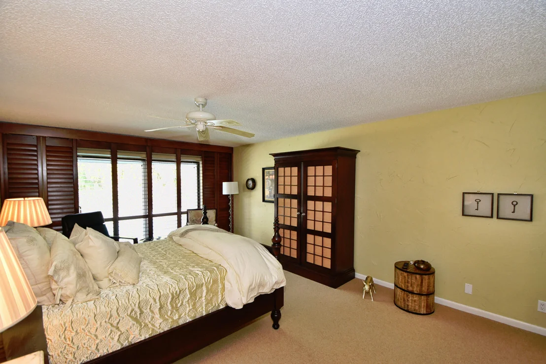 Photo of 4573 White Cedar Lane