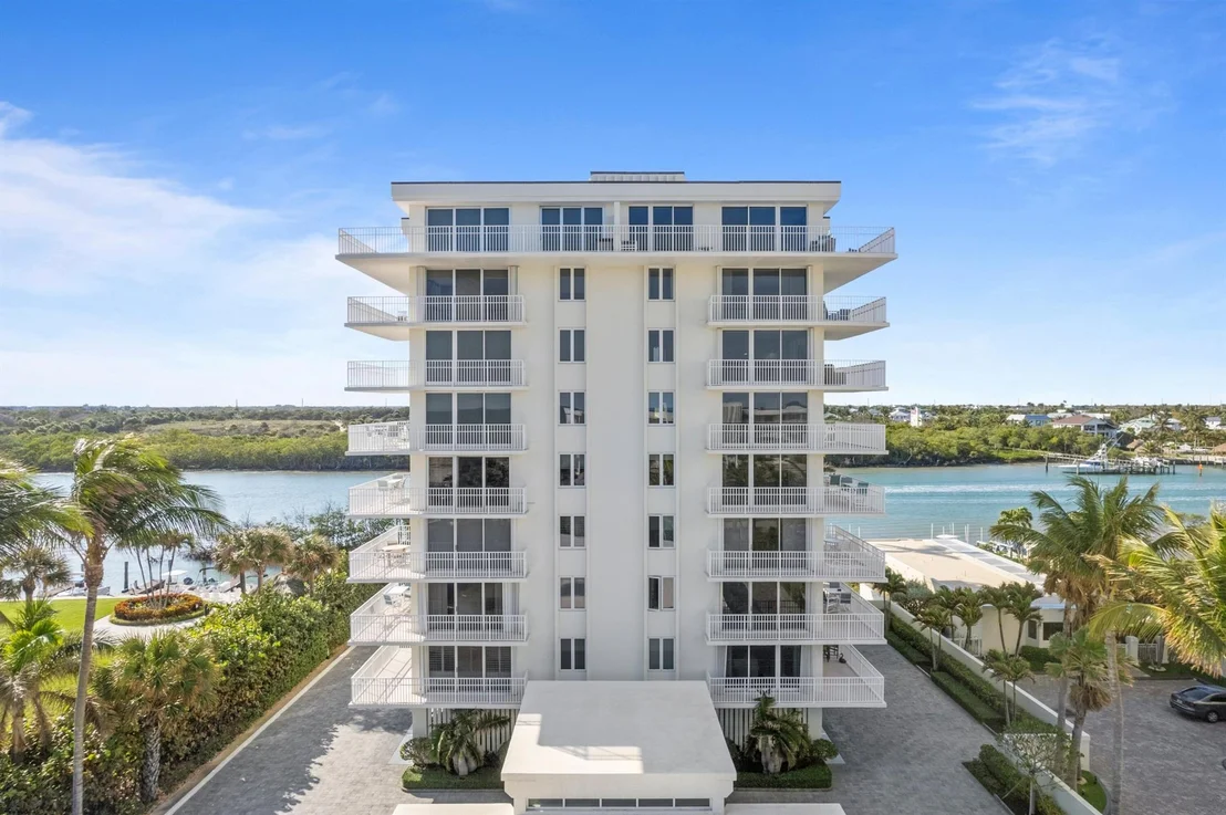Photo of Unit 702 at 375 Beach Road