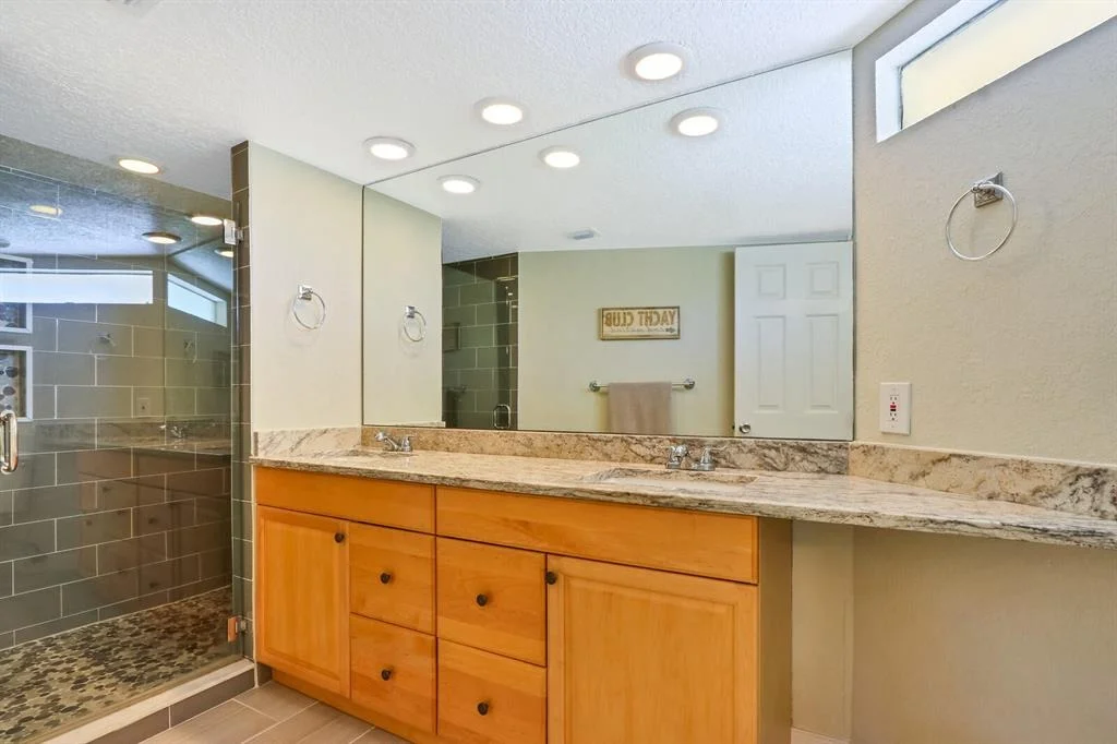 Photo of 211 Seabreeze Circle