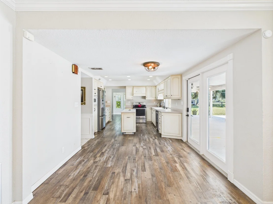 Photo of 2045 SW 18th Lane
