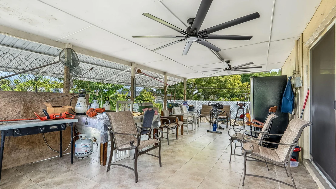 Photo of 1048 WHITAKER Road