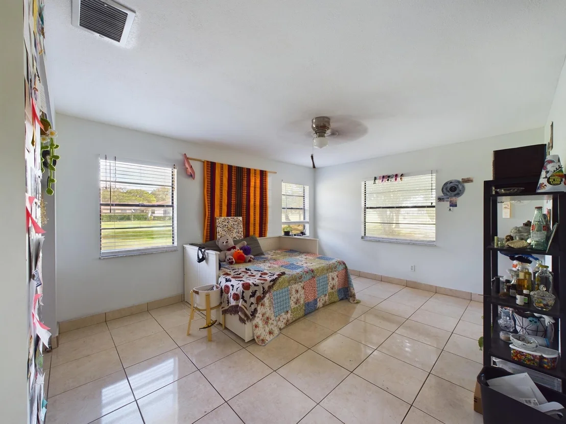 Photo of 2267 NE 54th Trail