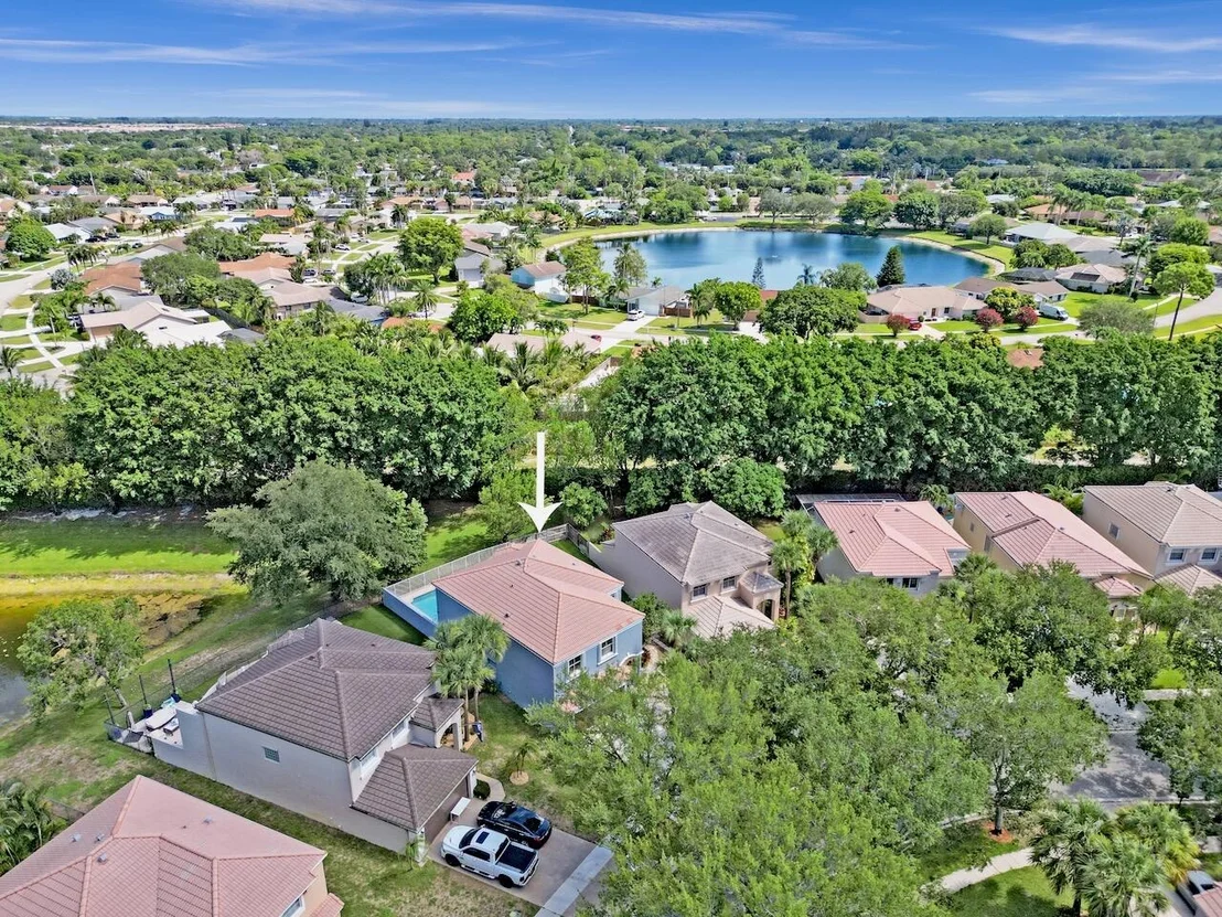 Photo of 7522 Oak Grove Circle