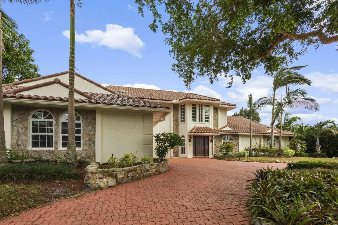 Photo of 3232 Embassy Drive