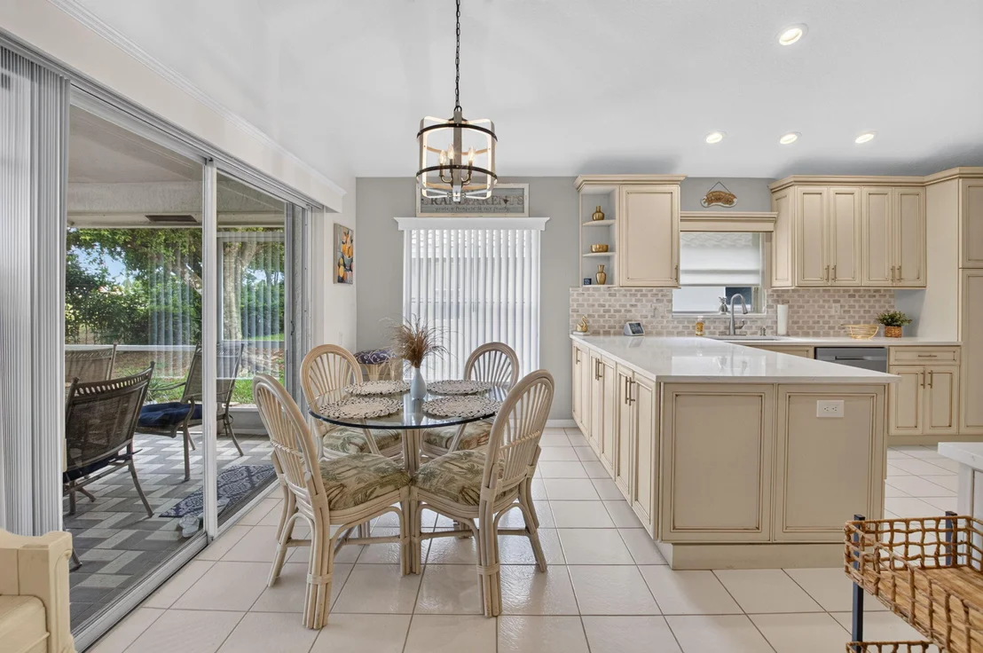 Photo of 6101 Hook Lane