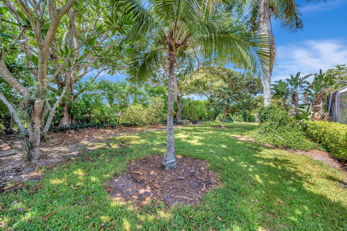 Photo of 16412 Diamond Place