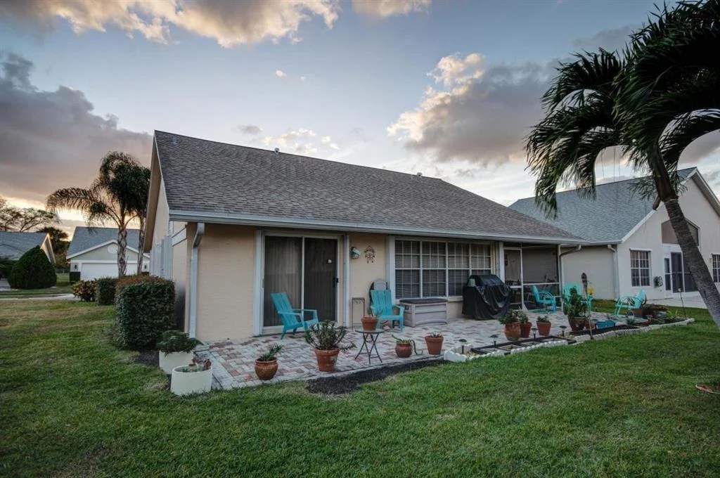 Photo of 275 Moccasin Trail W