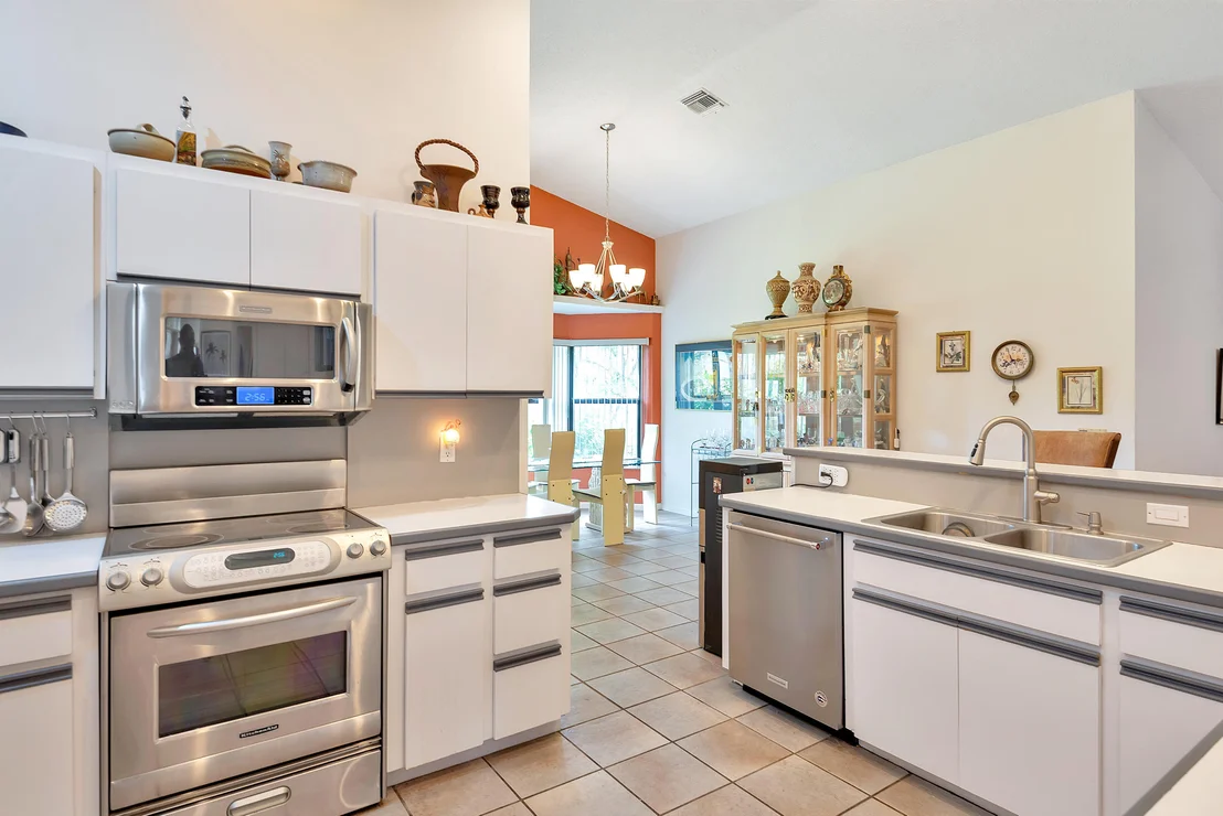 Photo of 13288 Compton Road