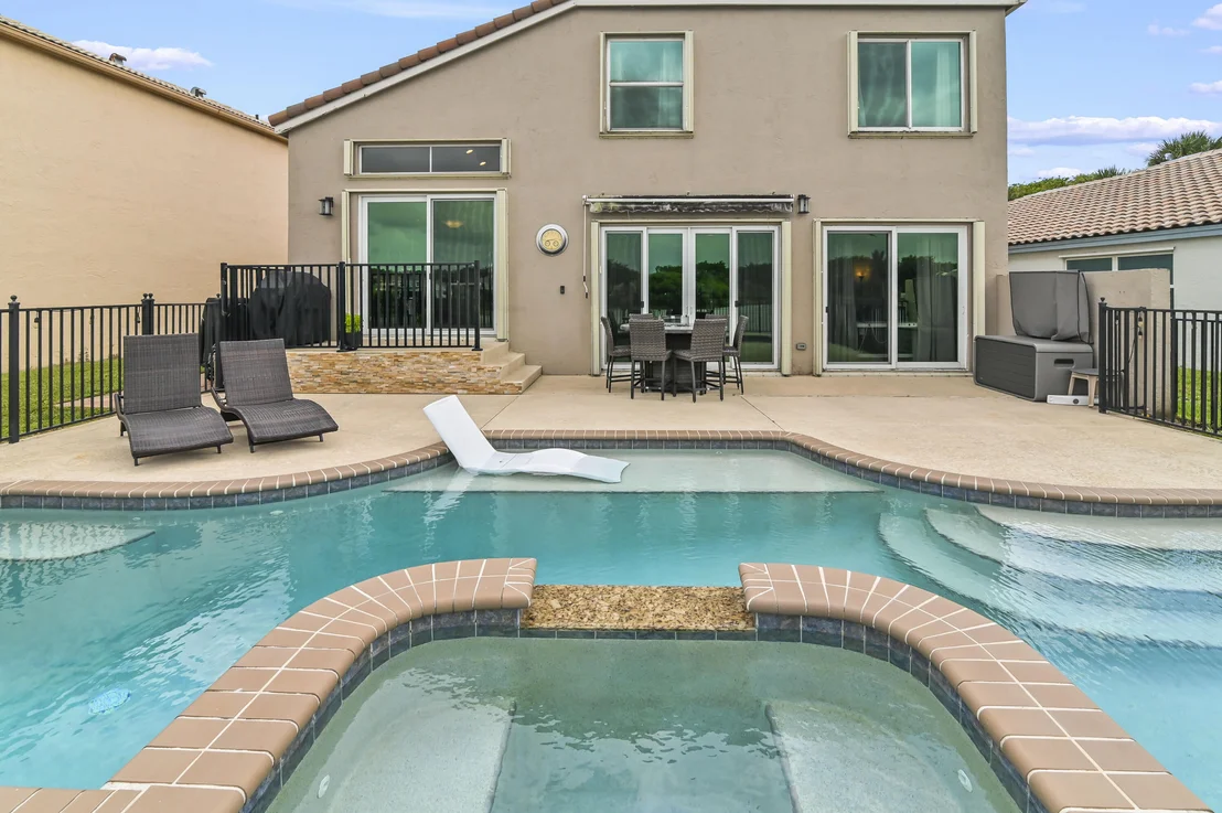 Photo of 7877 Springvale Drive