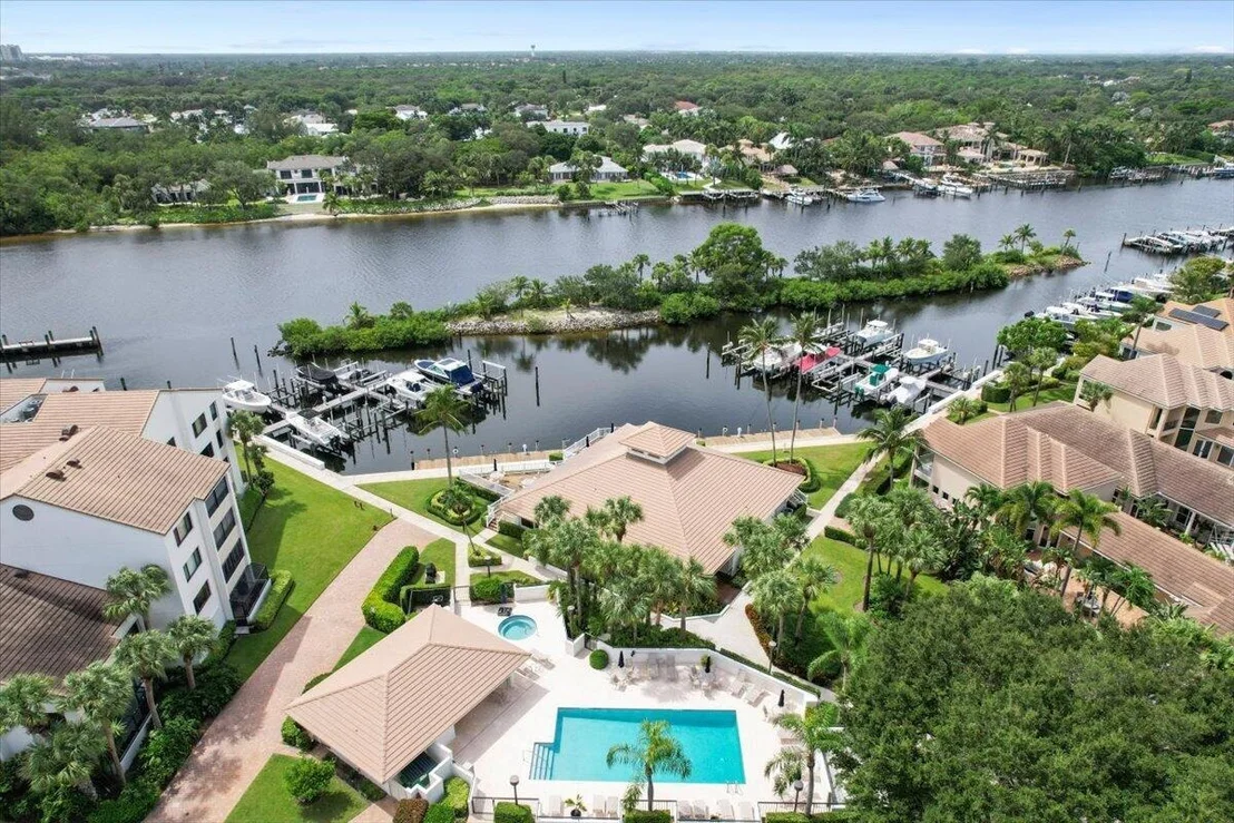 Photo of 21 Grand Bay Circle