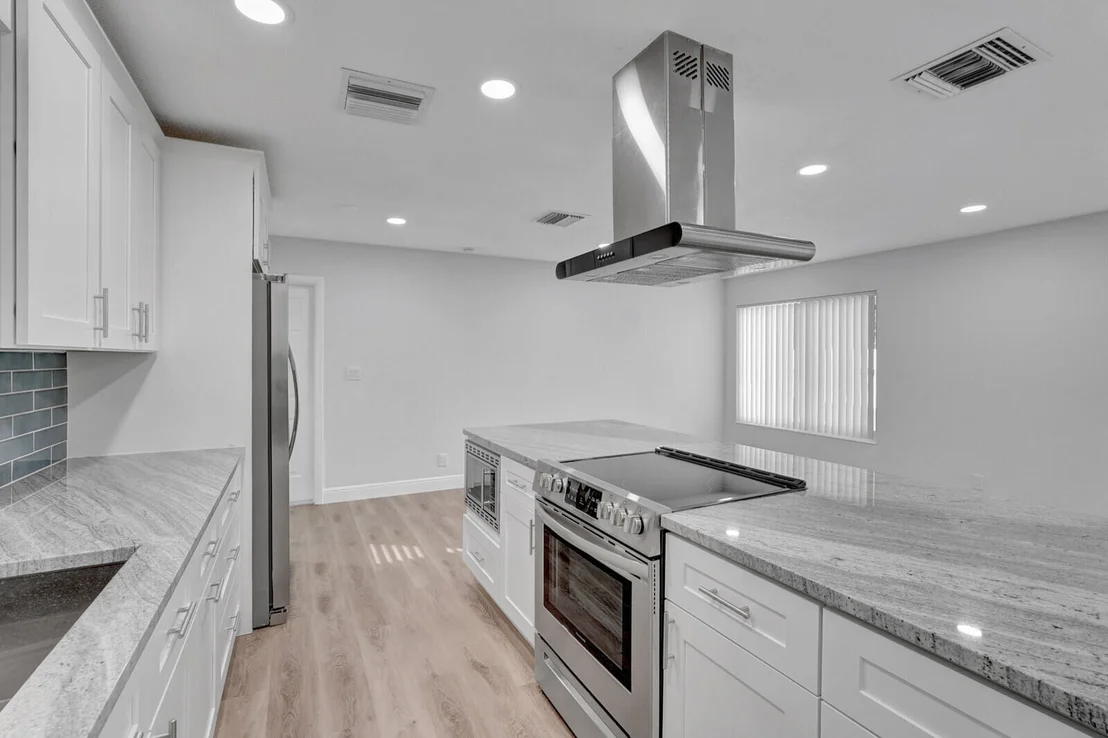 Photo of 904 Lighthouse Drive