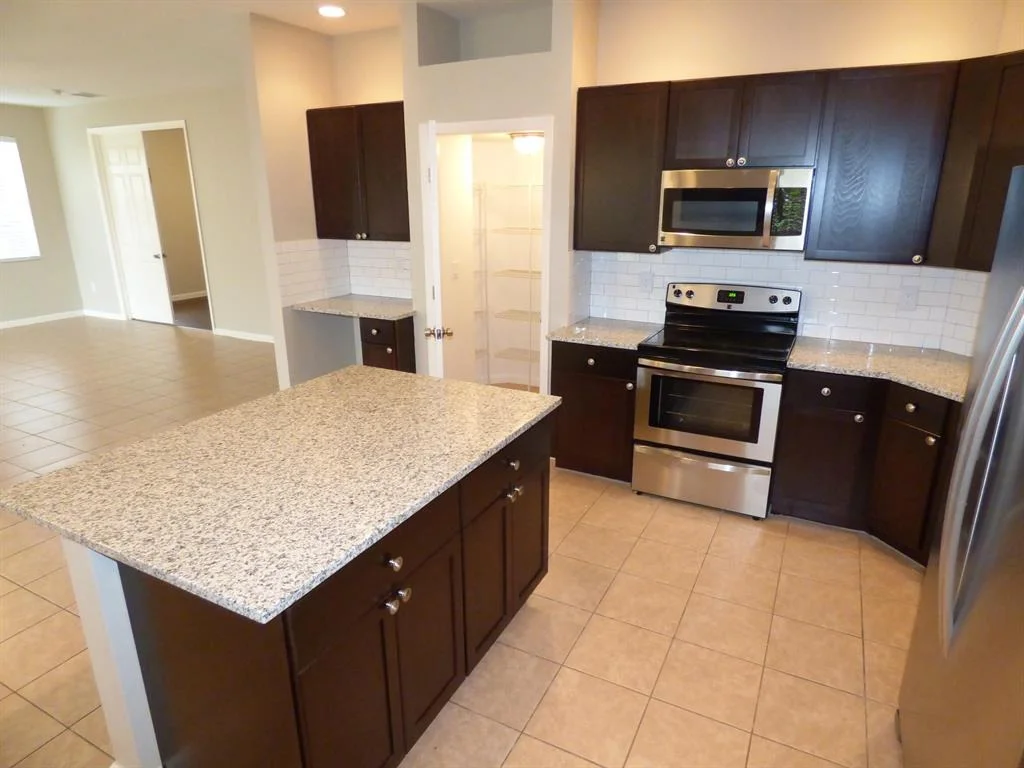 Photo of 2670 Danforth Terrace