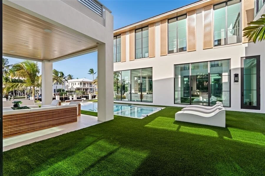 Photo of 1117 BEACH Drive
