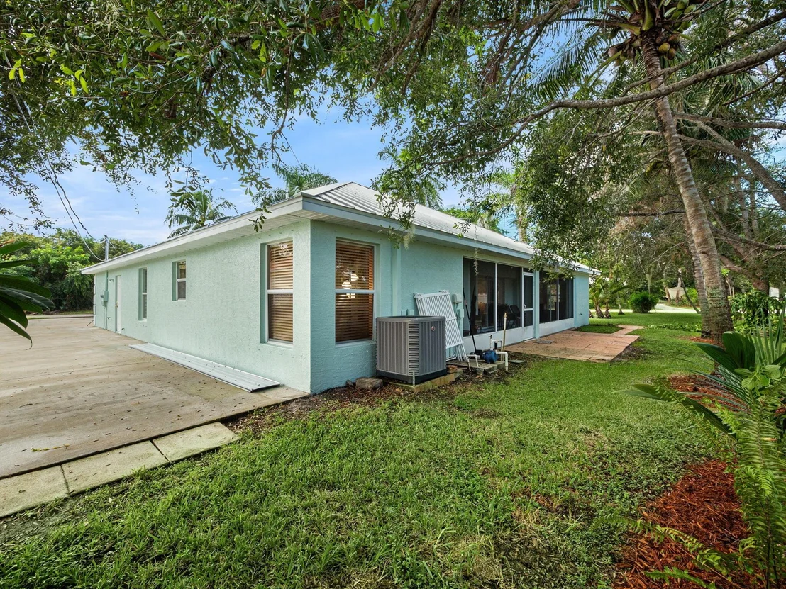 Photo of 5596 SE Sailfish Way