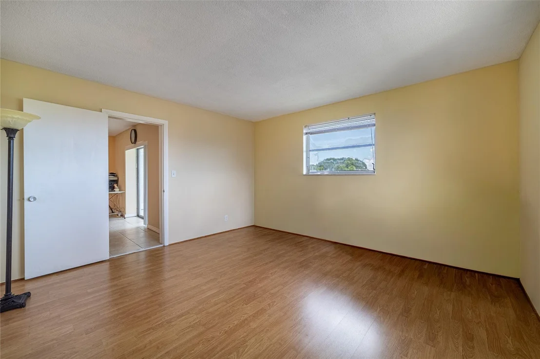 Photo of Unit 310 at 2721 Garden Drive