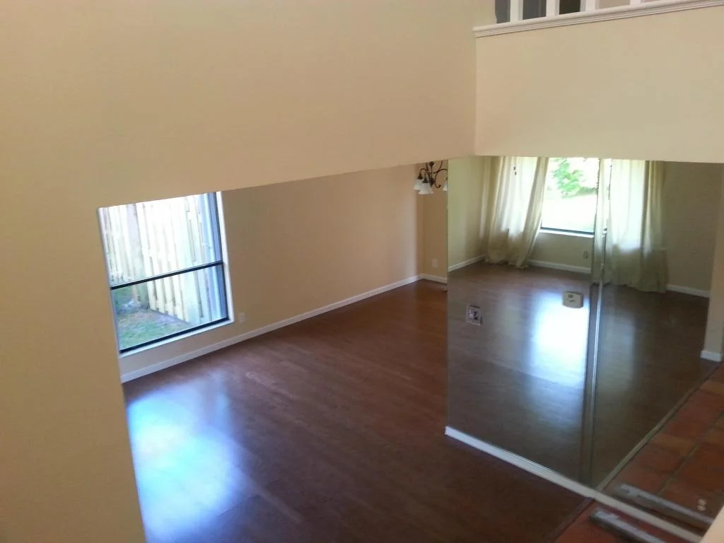 Photo of 6087 Dimond Street