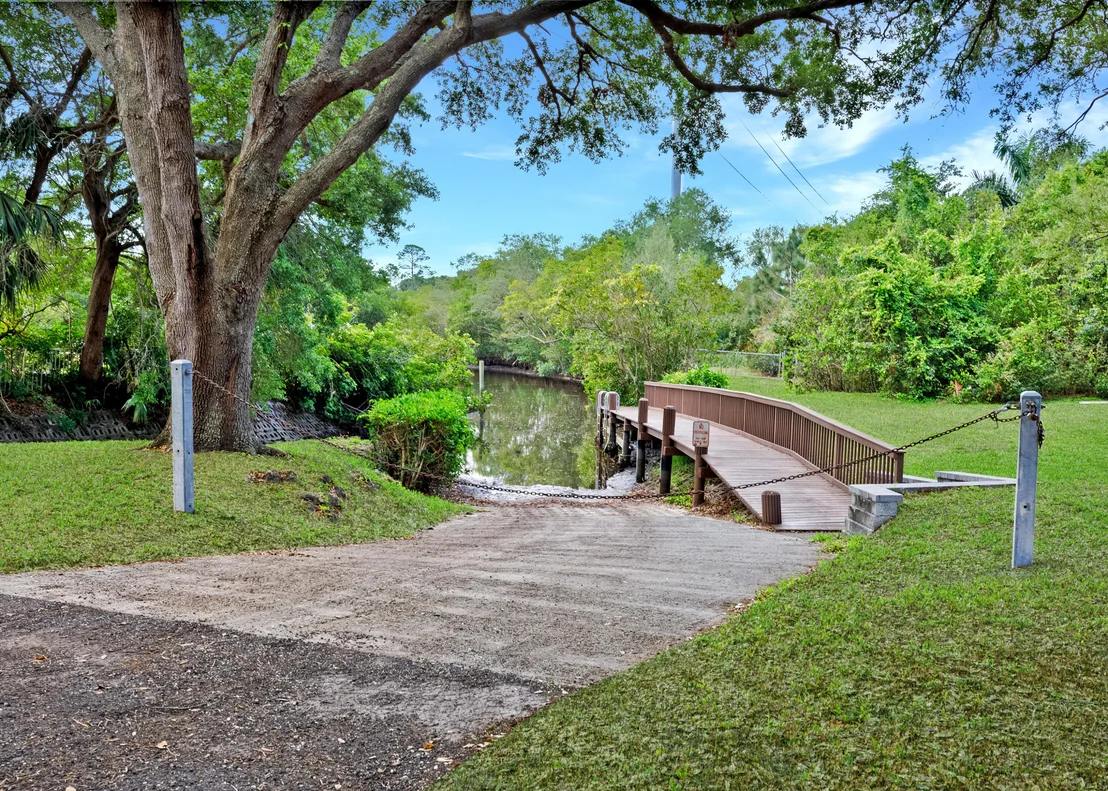 Photo of 18375 Oak Leaf Court