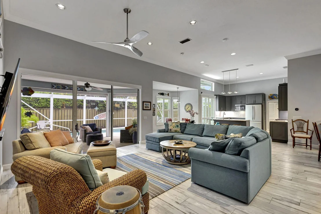 Photo of 271 Eagleton Estates Boulevard