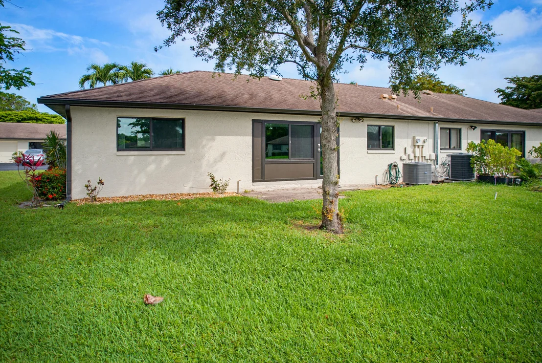 Photo of Unit APTB at 4854 Equestrian Circle