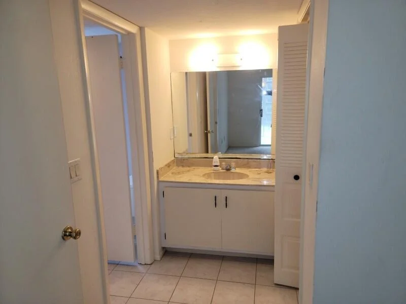 Photo of Unit B165 at 3302 SE Aster Lane