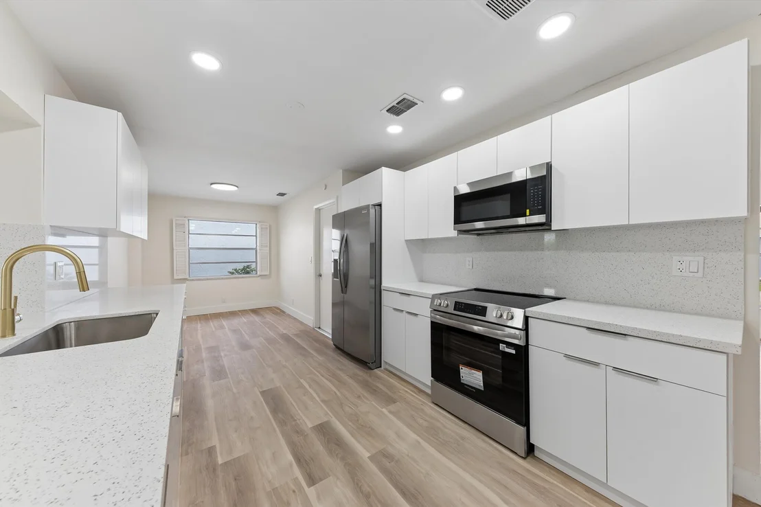 Photo of 7198 PINE FOREST Circle E