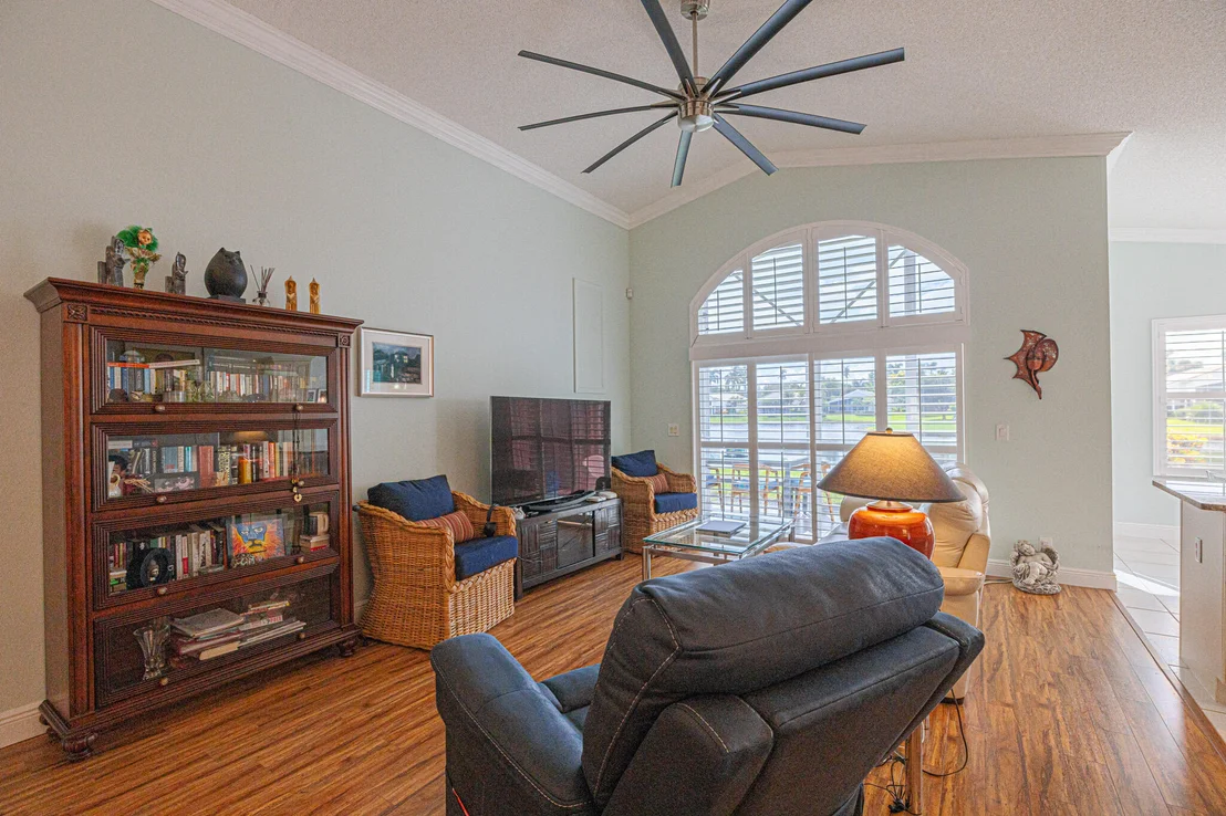 Photo of 10394 UTOPIA Circle E