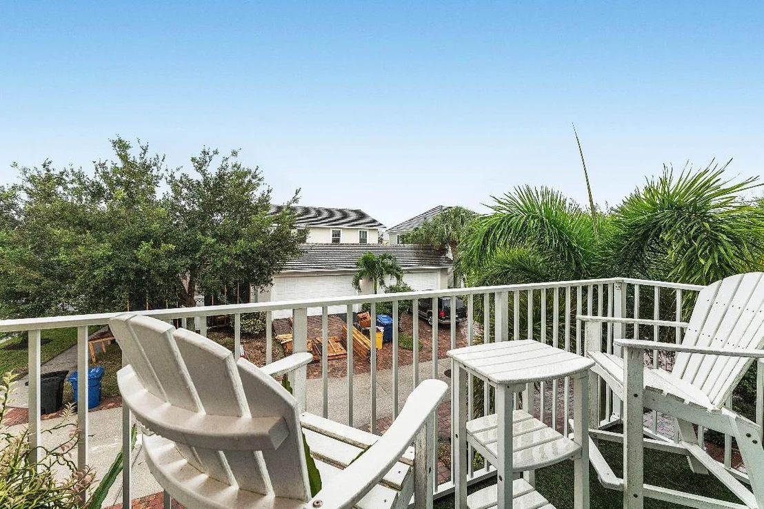 Photo of 1056 Community Drive