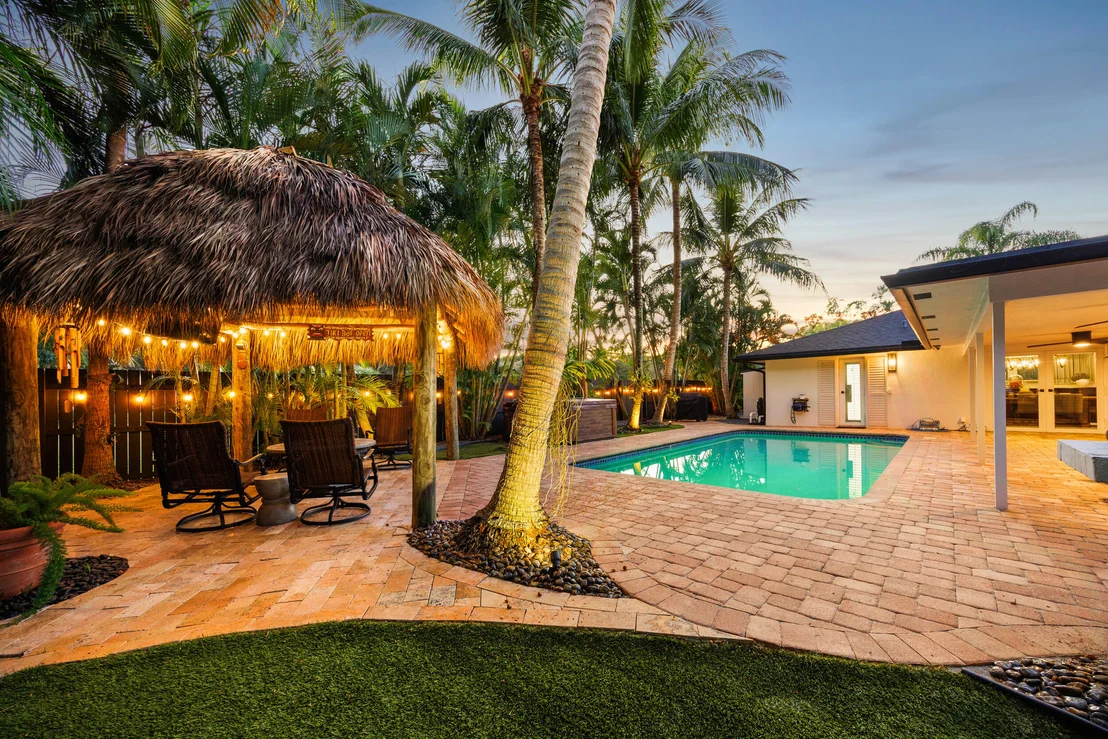 Photo of 3544 Lakeview Drive