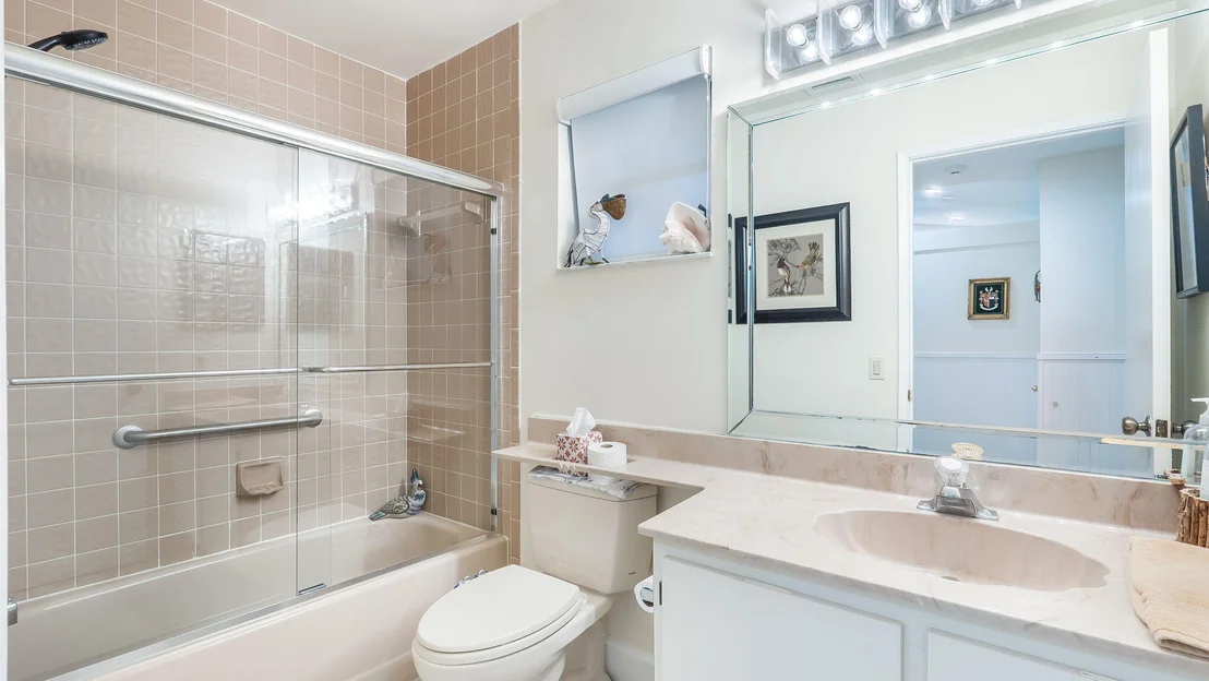 Photo of 6353 Royal Manor Circle