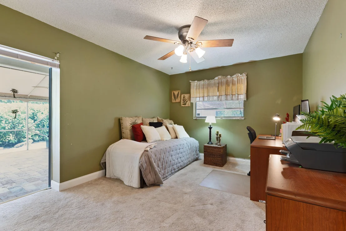 Photo of 634 Riviera Drive