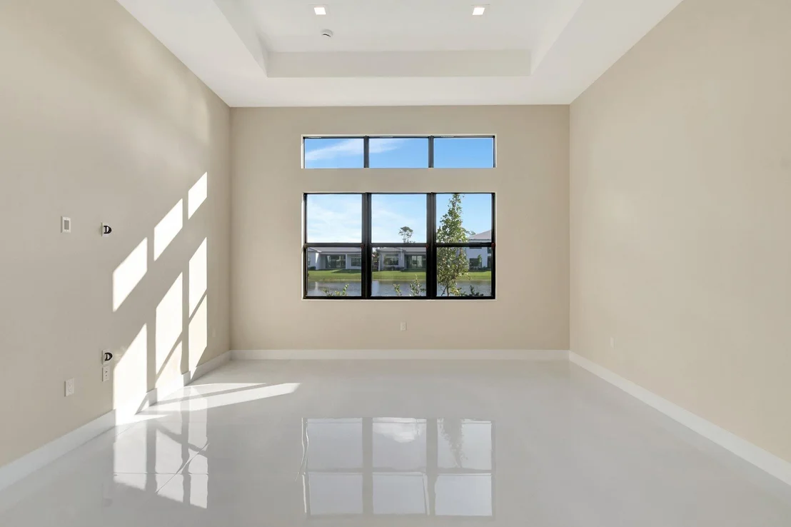 Photo of 9452 Riverside Park Drive