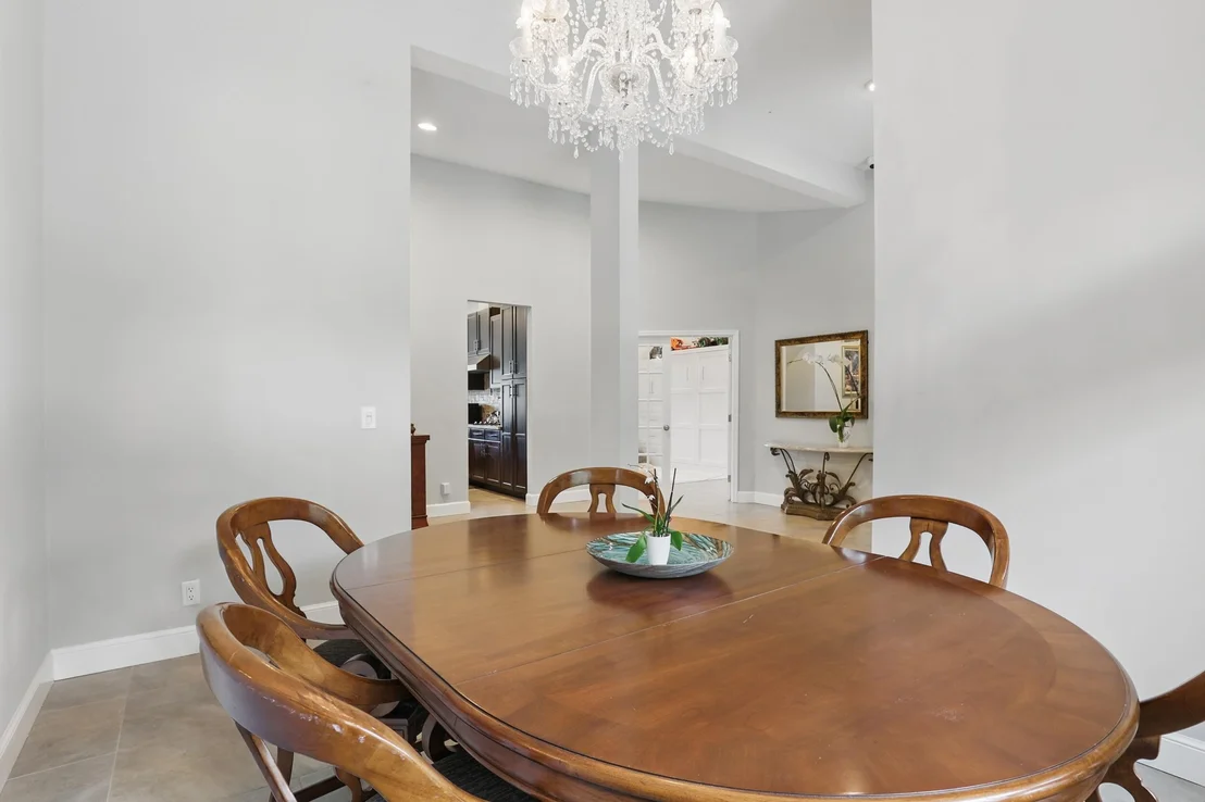 Photo of 13376 Compton Road