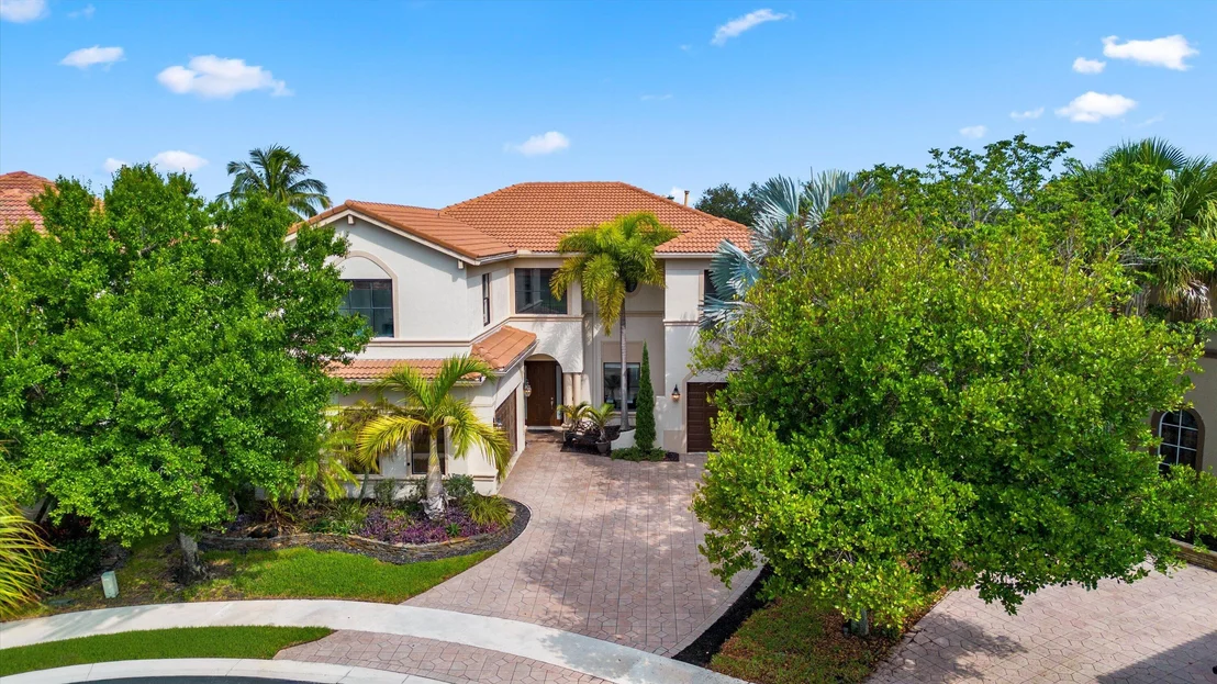 Photo of 1215 Creekside Drive