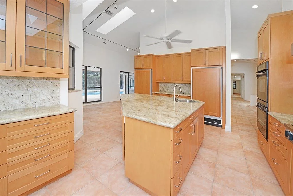 Photo of 4085 Georges Way