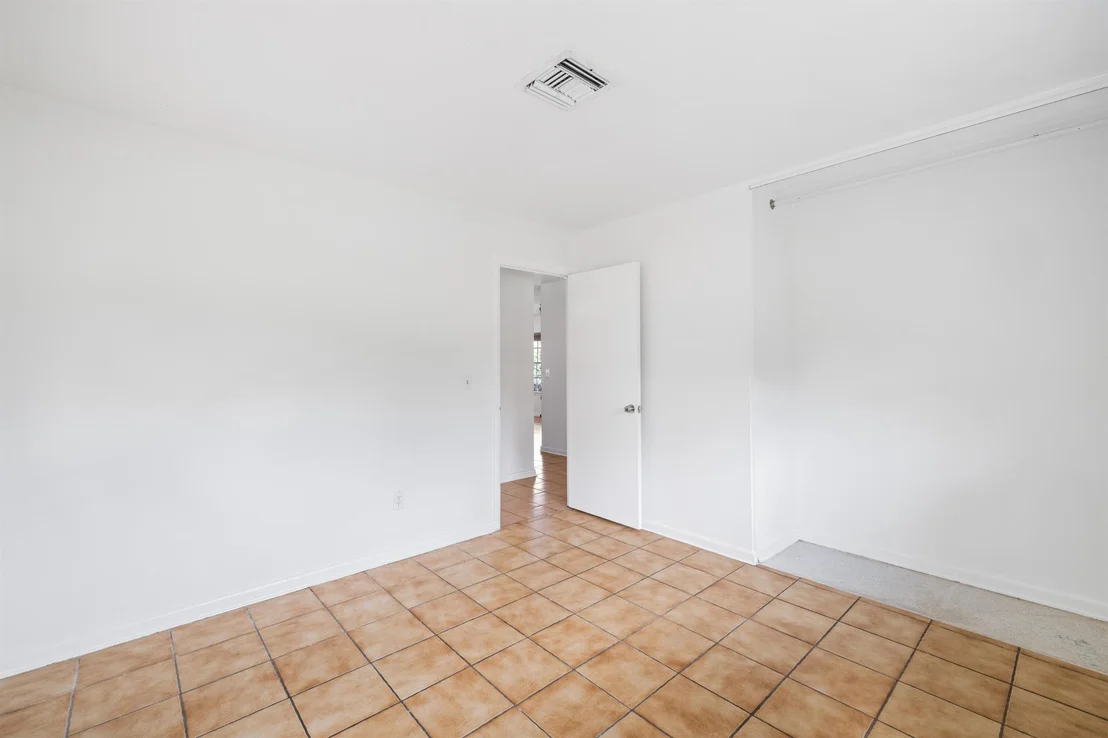 Photo of 506 N Dover Road
