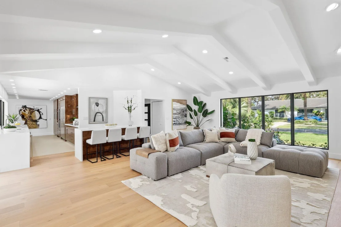 Photo of 6794 Giralda Circle