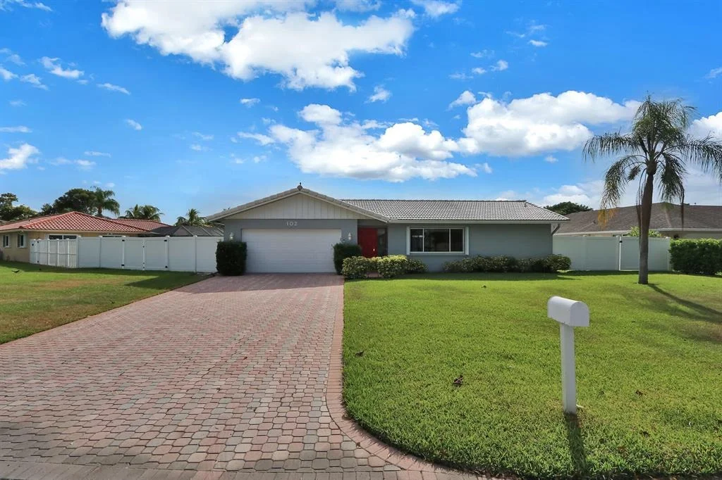 Photo of 102 Pinehurst Lane