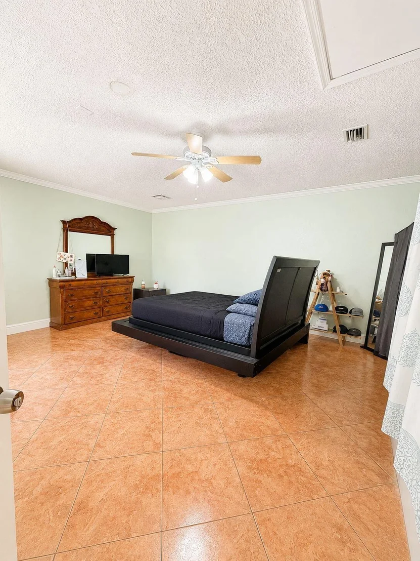 Photo of 5202 El Claro Circle