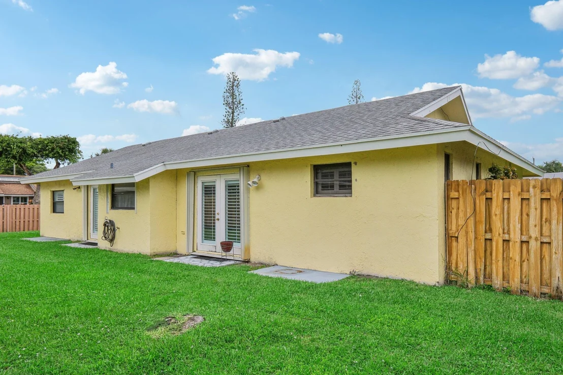 Photo of 3962 Winfield Road