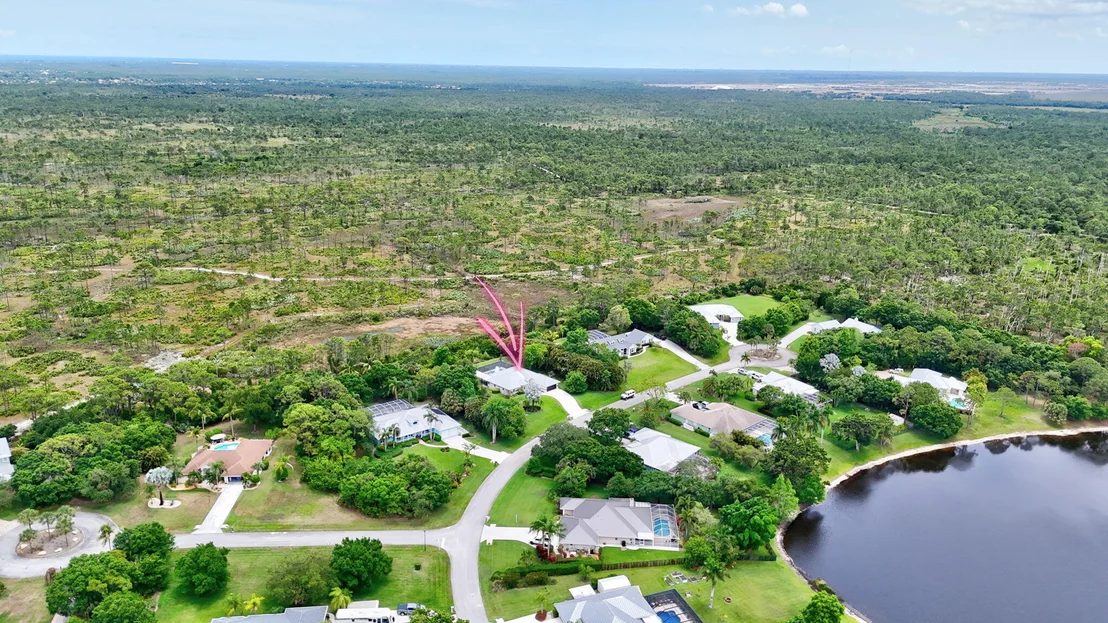 Photo of 895 SE Waterside Way