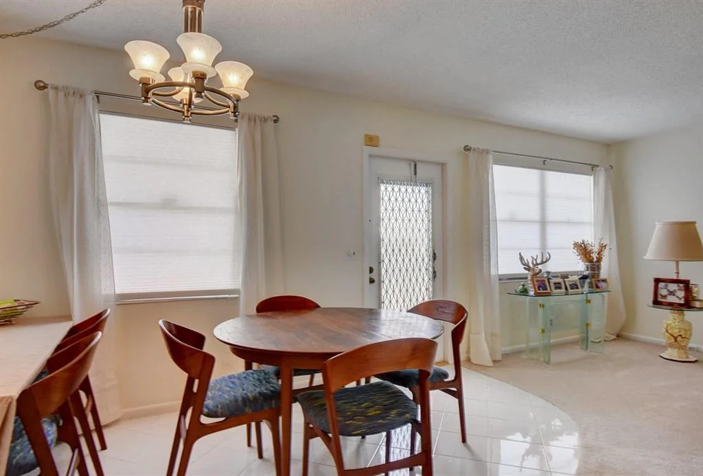 Photo of 3017 Exeter A
