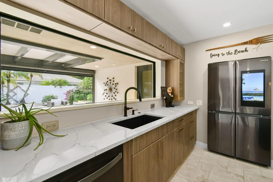 Photo of 1191 Dolphin Road