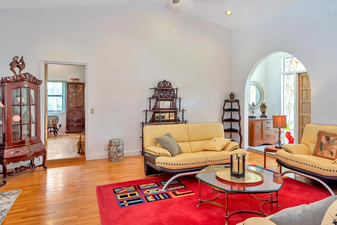 Photo of 13288 Compton Road