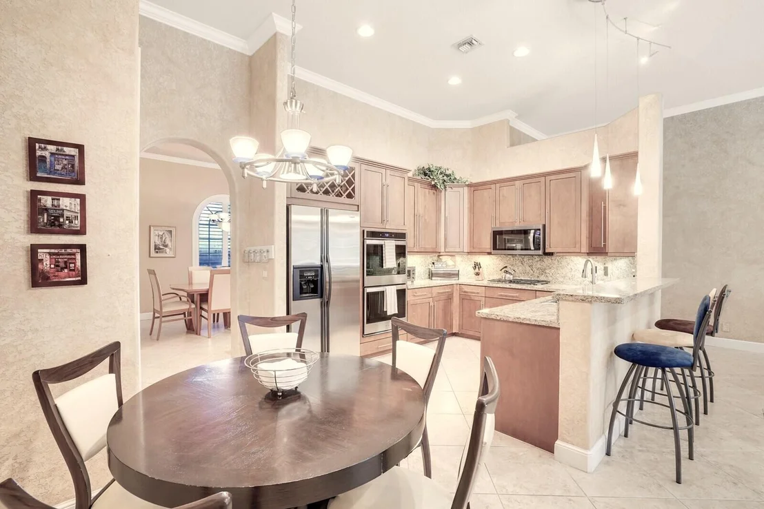 Photo of 10293 Trianon Place