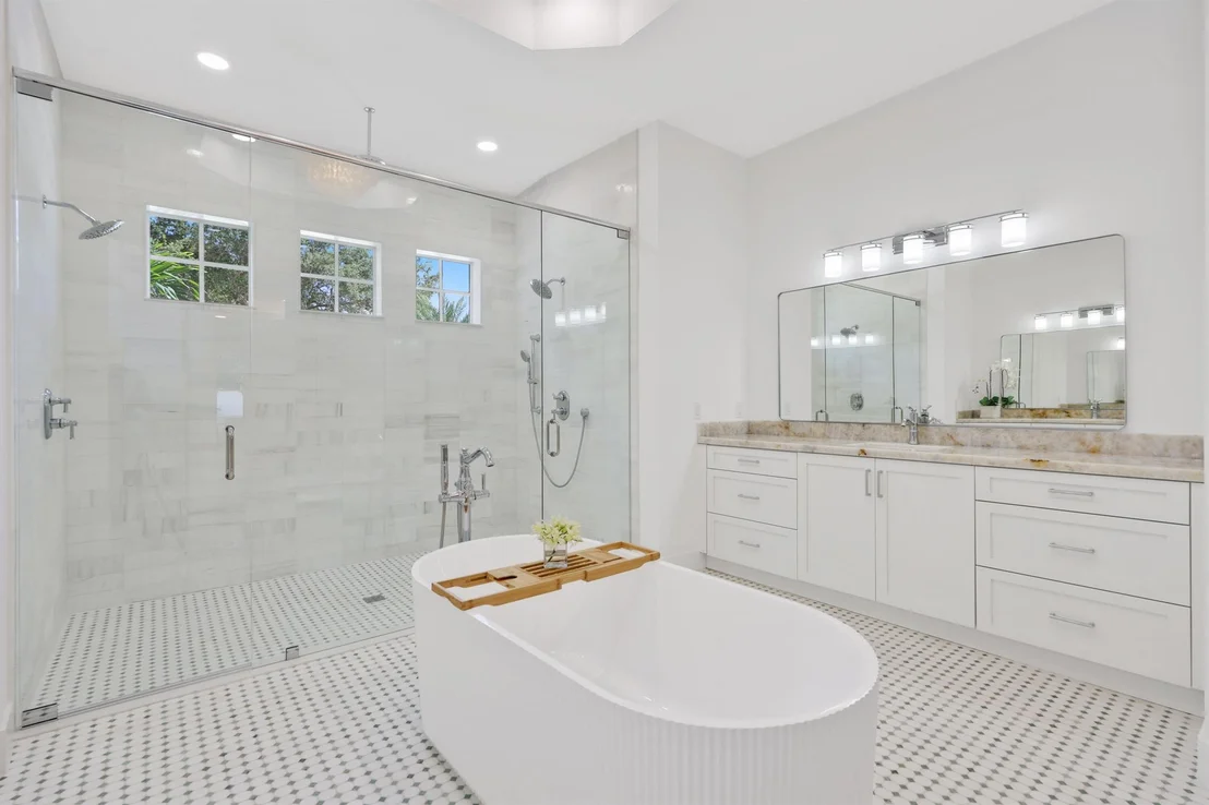 Photo of 737 Nighthawk Way